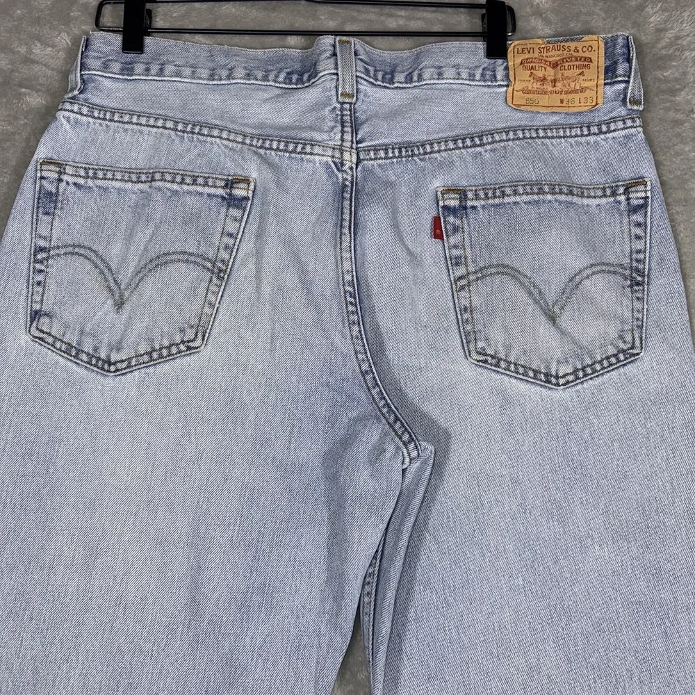 Vintage Levis 550 Jeans Mens 36x32 Light Relaxed Fit‎ Tapered Denim Y2K